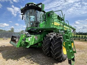 2025 John Deere S7 800 Image