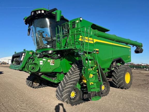 2025 John Deere S7 800 Equipment Image0