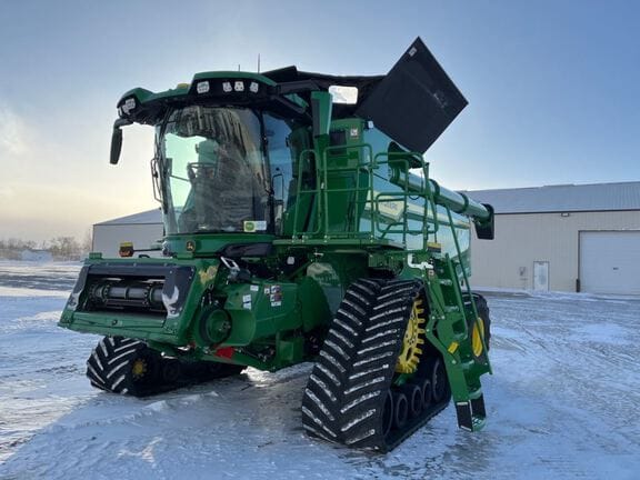 2025 John Deere S7 800 Equipment Image0