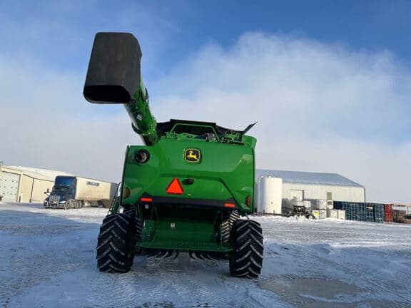 Image of John Deere S7 800 equipment image 3