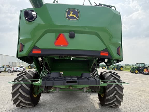 Image of John Deere S7 800 equipment image 4