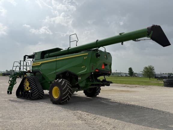 Image of John Deere S7 800 equipment image 2