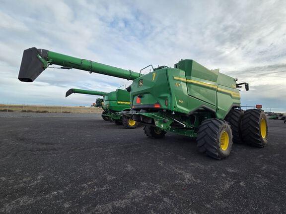 Image of John Deere S7 800 equipment image 2