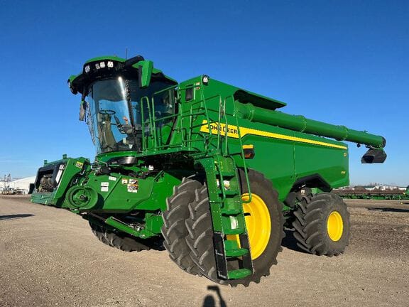 2025 John Deere S7 800 Equipment Image0