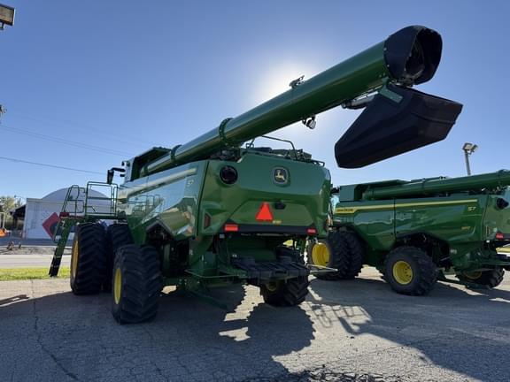 Image of John Deere S7 800 equipment image 4