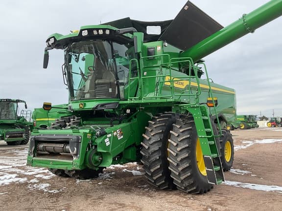 Image of John Deere S7 800 equipment image 3