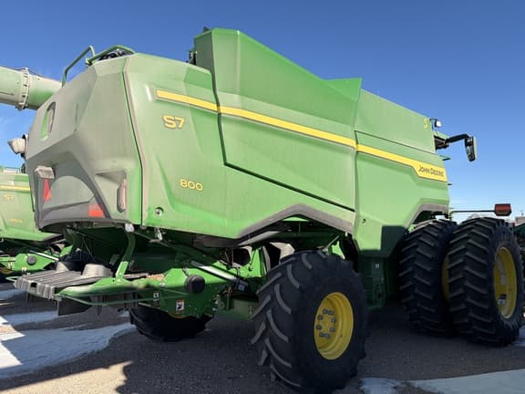 Image of John Deere S7 800 equipment image 3