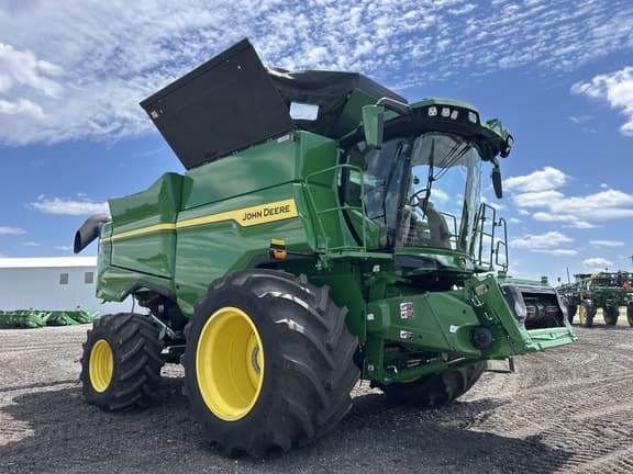 Image of John Deere S7 800 Primary image