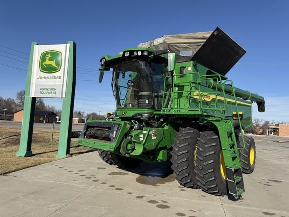 2025 John Deere S7 800 Equipment Image0
