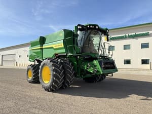 2025 John Deere S7 900 Image