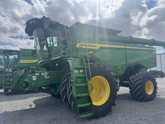 2025 John Deere S7 900 Equipment Image0