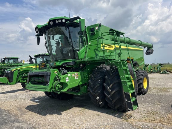 2025 John Deere S7 900 Equipment Image0