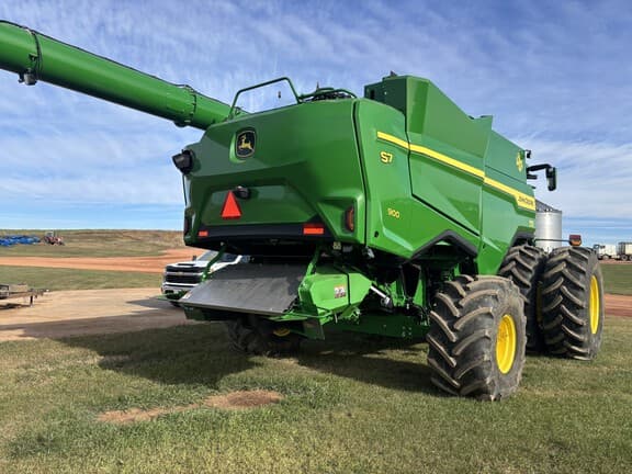 Image of John Deere S7 900 equipment image 3