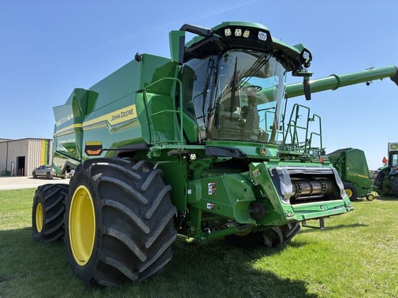 2025 John Deere S7 900 Equipment Image0