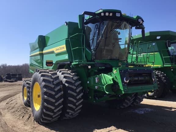 Image of John Deere S7 900 Primary image