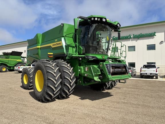 Image of John Deere S7 900 equipment image 3