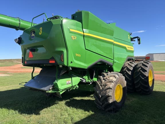 Image of John Deere S7 900 Image 1