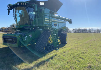 2025 John Deere S7 900 Equipment Image0