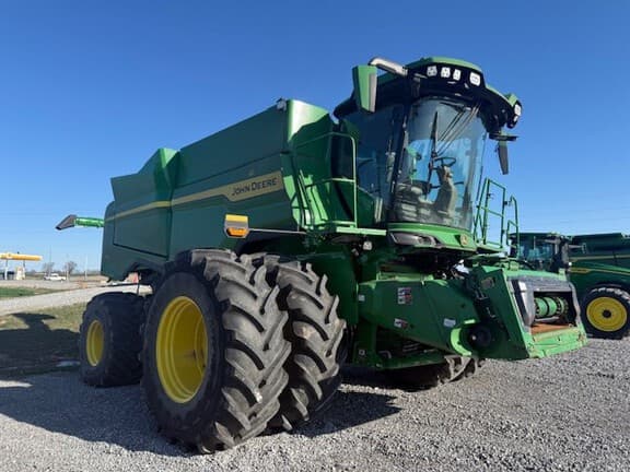Image of John Deere S7 900 Primary image