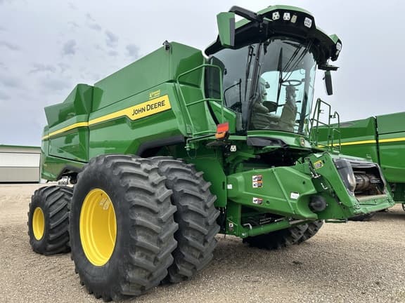 Image of John Deere S7 900 equipment image 4