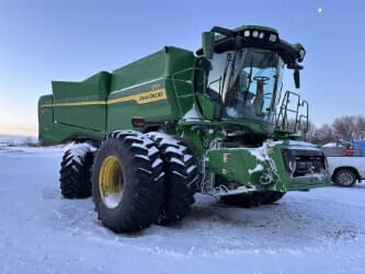 Image of John Deere S7 900 equipment image 2