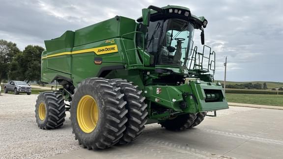 Image of John Deere S7 900 equipment image 2