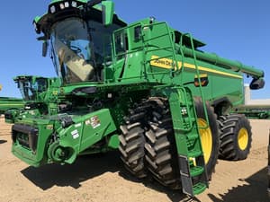 2025 John Deere S7 900 Image