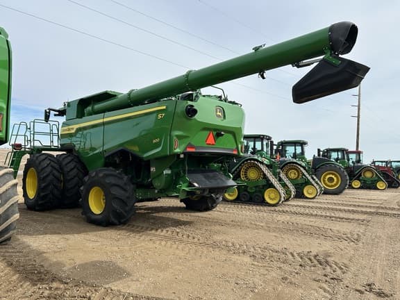 Image of John Deere S7 900 equipment image 2