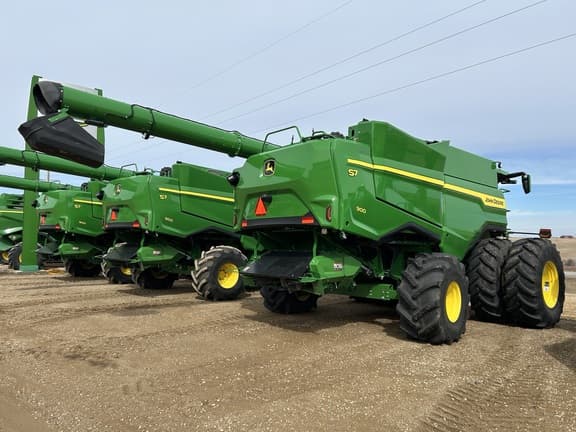 Image of John Deere S7 900 equipment image 3