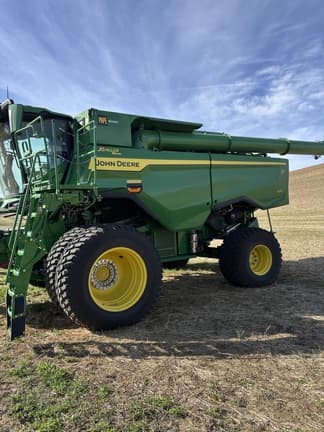 Image of John Deere S7 900 Primary image