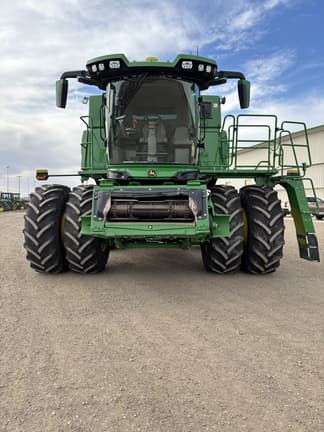 Image of John Deere S7 900 equipment image 2