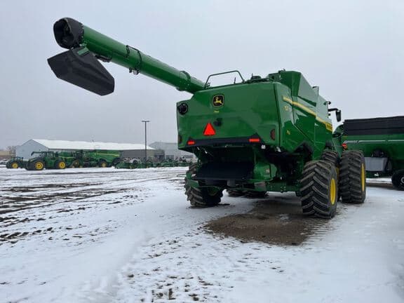 Image of John Deere S7 900 equipment image 4