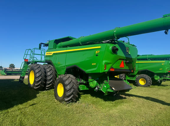 Image of John Deere S7 900 equipment image 4