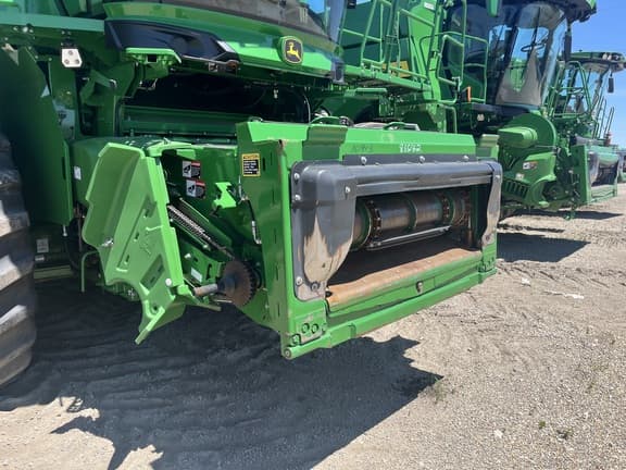 Image of John Deere S7 900 equipment image 3