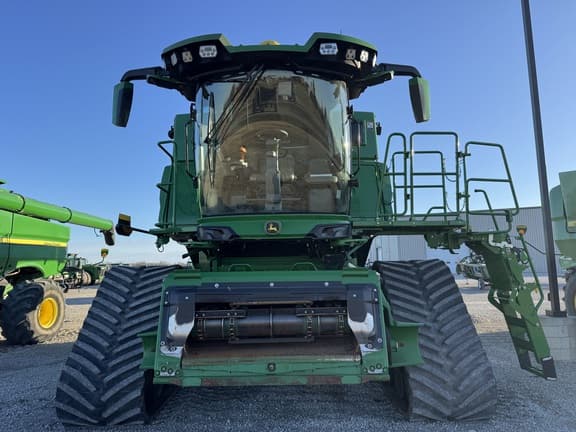 Image of John Deere S7 900 equipment image 2