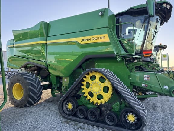 Image of John Deere S7 900 Primary image