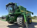 2025 John Deere S7 800 Image
