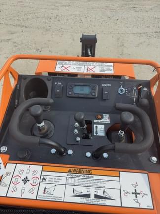 Image of Scag Jackal equipment image 3