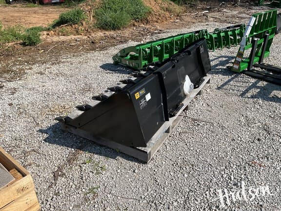 Image of John Deere Worksite Pro T84 equipment image 1