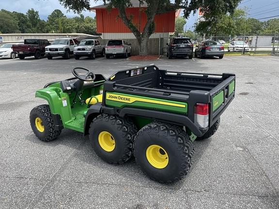 Image of John Deere Gator TH 6x4 equipment image 4