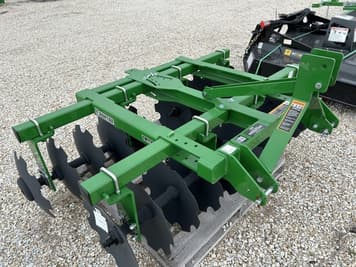 Main image Frontier TM1179