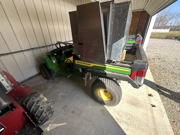 2025 John Deere Gator TX 4x2 Equipment Image0