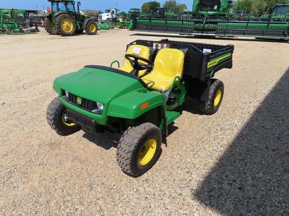 Image of John Deere Turf TX equipment image 2