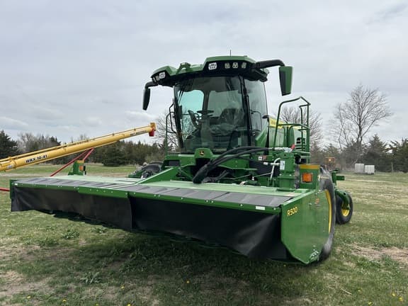 Image of John Deere W235 Primary Image