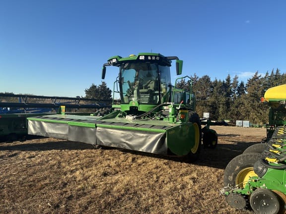 2025 John Deere W235R Equipment Image0