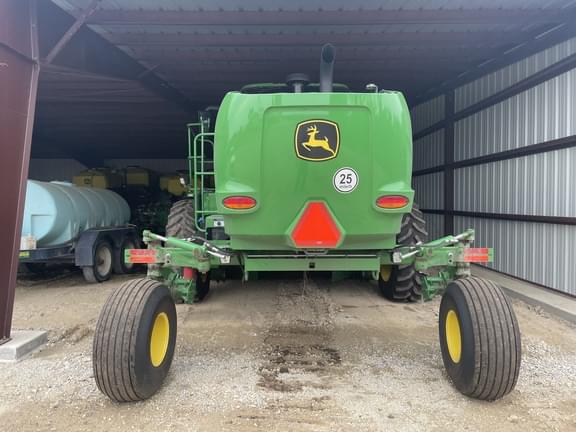 Image of John Deere W235R equipment image 3