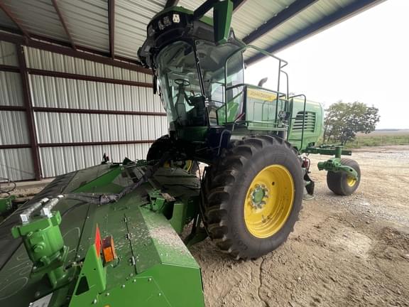 Image of John Deere W235R Primary image