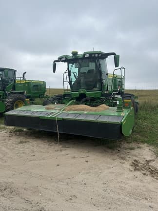 Image of John Deere W235R Primary image