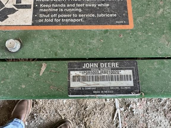 Image of John Deere W235R equipment image 3