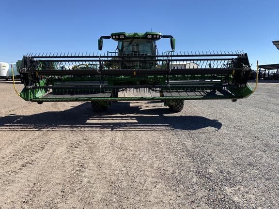 Image of John Deere W235R equipment image 2